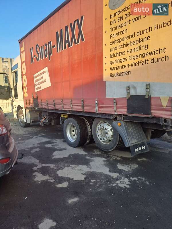 Контейнеровоз MAN TGA 2004 в Львове фото 32 Контейнеровоз MAN TGA 2004 в Львове