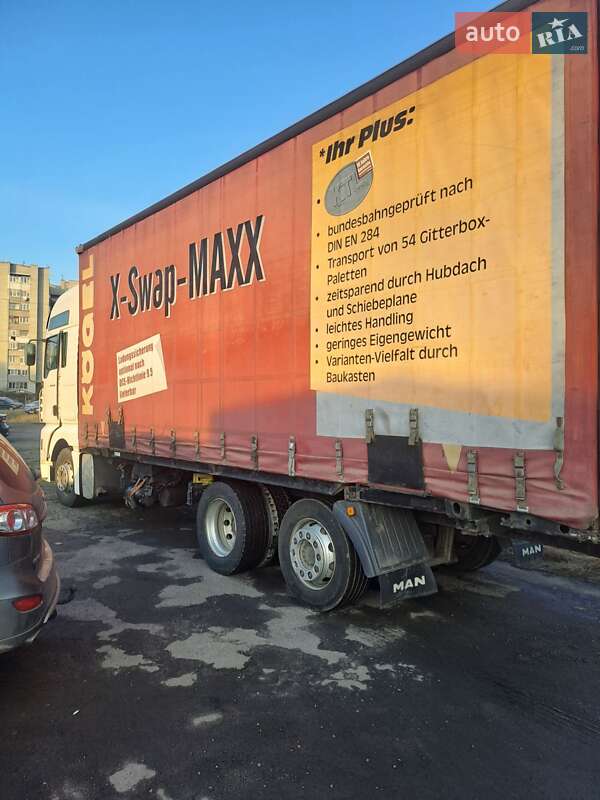 Контейнеровоз MAN TGA 2004 в Львове фото 51 Контейнеровоз MAN TGA 2004 в Львове