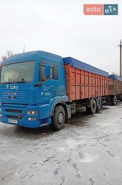 Зерновоз MAN TGA 2004 в Дніпрі