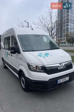 Грузовой фургон MAN TGE 2018 в 