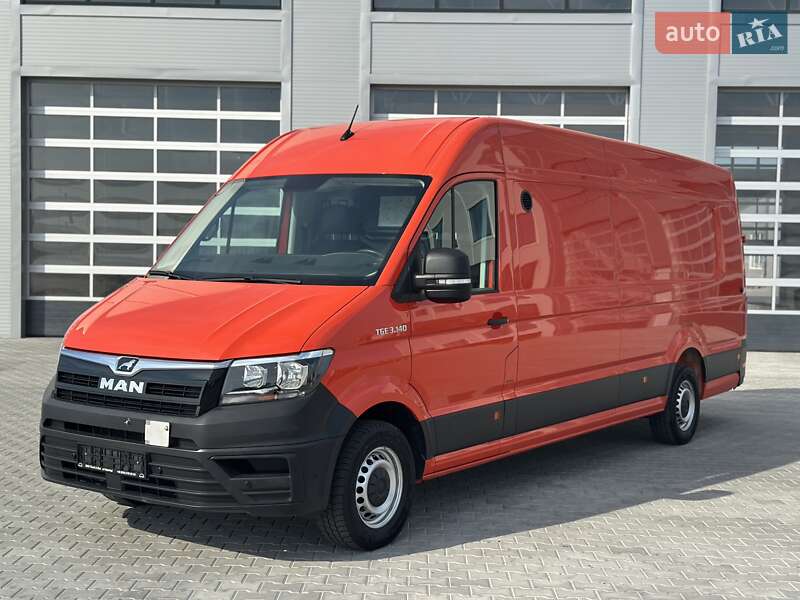 Вантажний фургон MAN TGE 2023 в Чернівцях