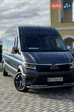 Микроавтобус MAN TGE 2017 в 