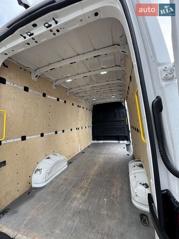 Вантажний фургон MAN TGE 2021 в Києві