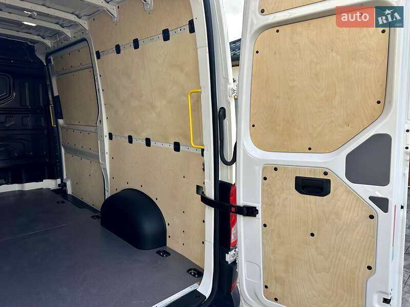 Грузовой фургон MAN TGE 2022 в Дубно