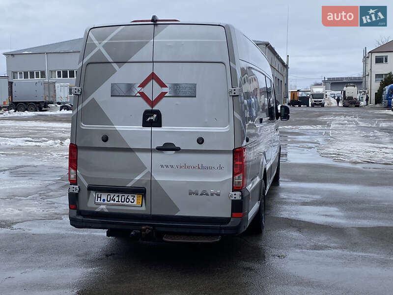 Вантажний фургон MAN TGE 2020 в Ірпені