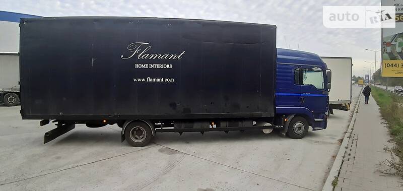 Вантажний фургон MAN TGL 2005 в Києві