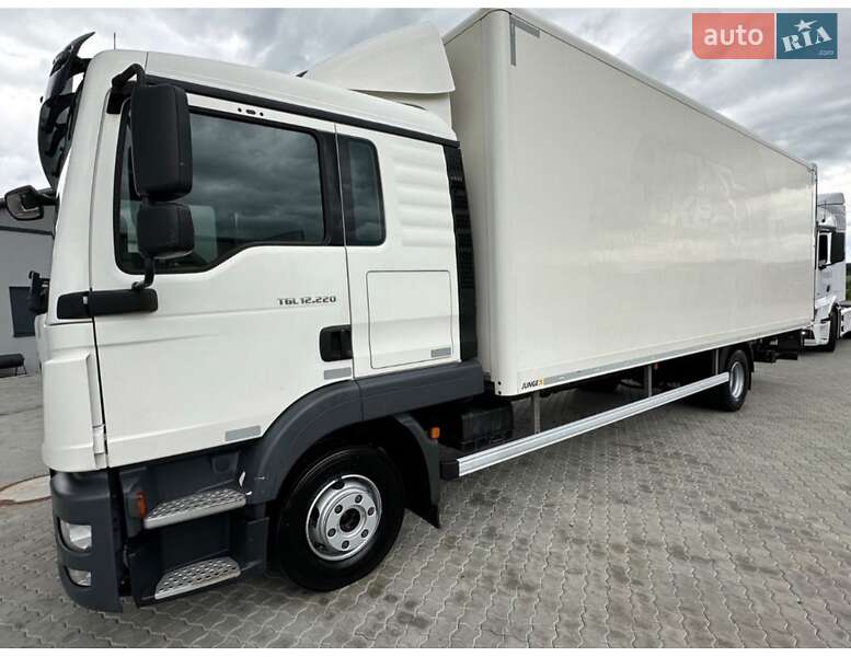 Вантажний фургон MAN TGL 2020 в Бучі