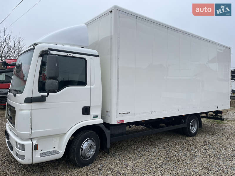 Грузовой фургон MAN TGL 2010 в Бучаче