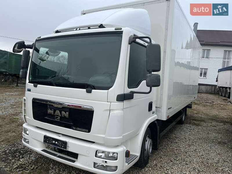 Грузовой фургон MAN TGL 2010 в Бучаче