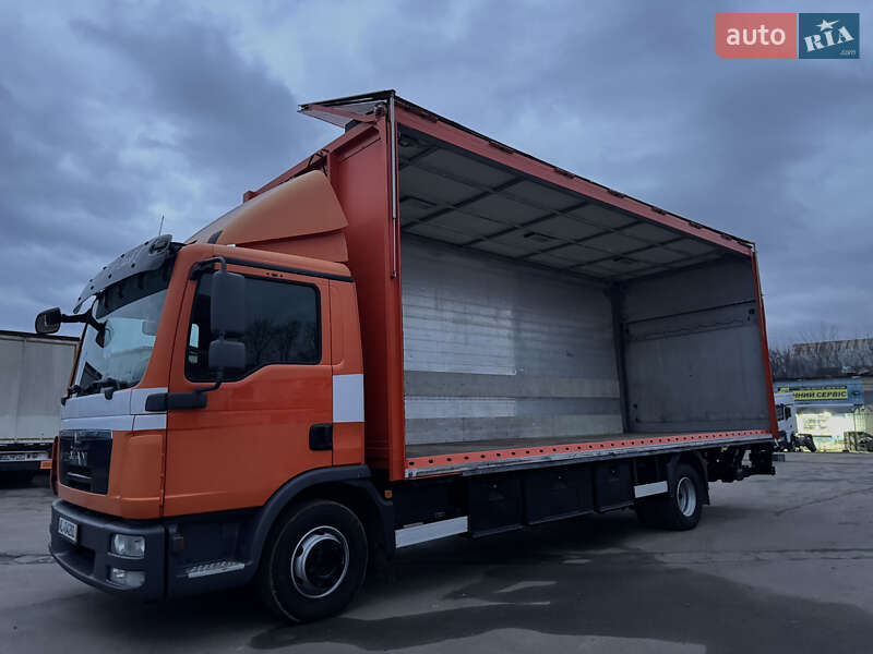 Грузовой фургон MAN TGL 2014 в Ровно