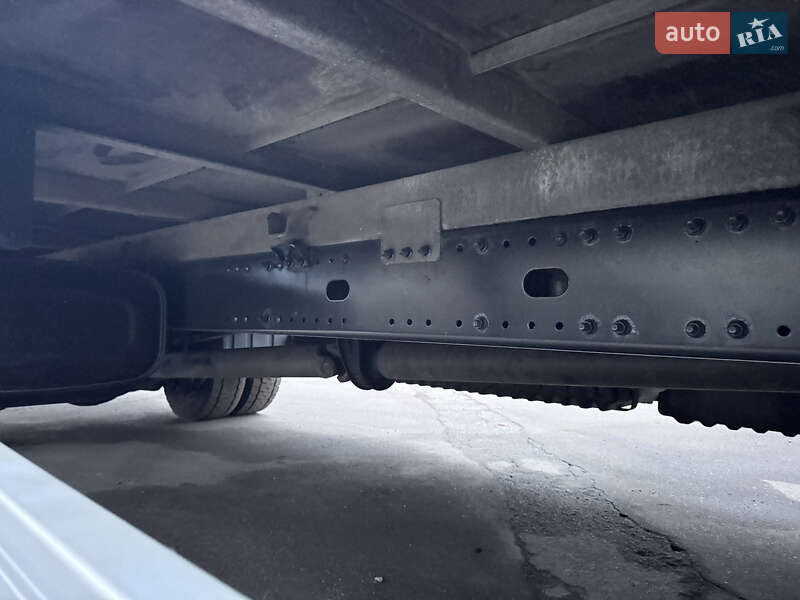 Грузовой фургон MAN TGL 2014 в Ровно