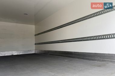 Грузовой фургон MAN TGL 2020 в Ровно