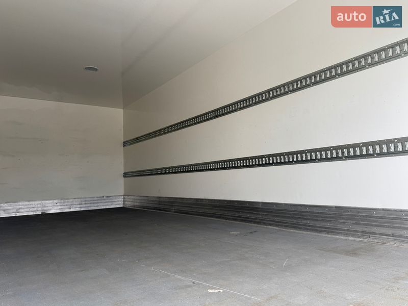 Грузовой фургон MAN TGL 2020 в Ровно