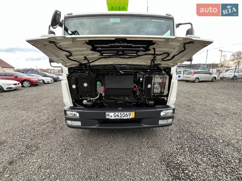 Автовышка MAN TGL 2013 в Луцке