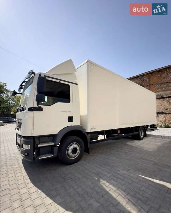 Грузовой фургон MAN TGM 2020 в 