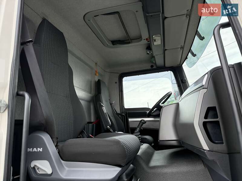 Вантажний фургон MAN TGM 2015 в Луцьку