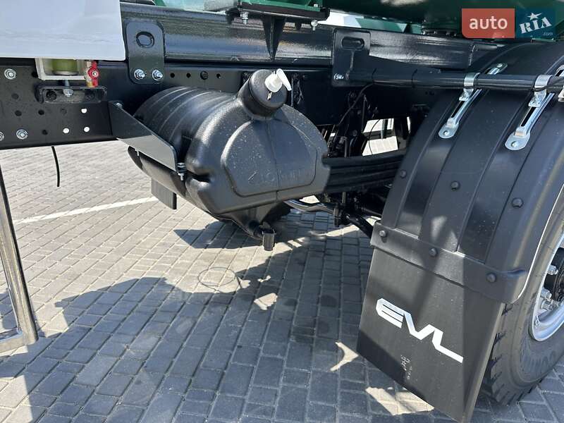 Бензовоз MAN TGM 2025 в Черновцах