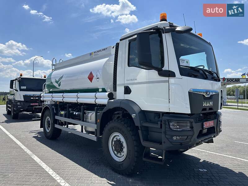 Бензовоз MAN TGM 2025 в Черновцах