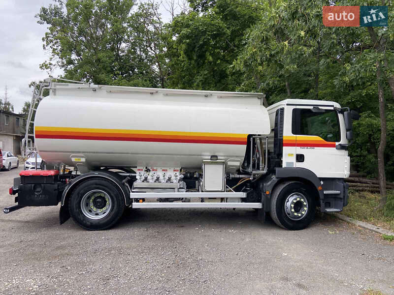 Бензовоз MAN TGM 2012 в Тернополі фото 8 Бензовоз MAN TGM 2012 в Тернополі