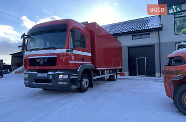 Вантажний фургон MAN TGM 2011 в Чернівцях