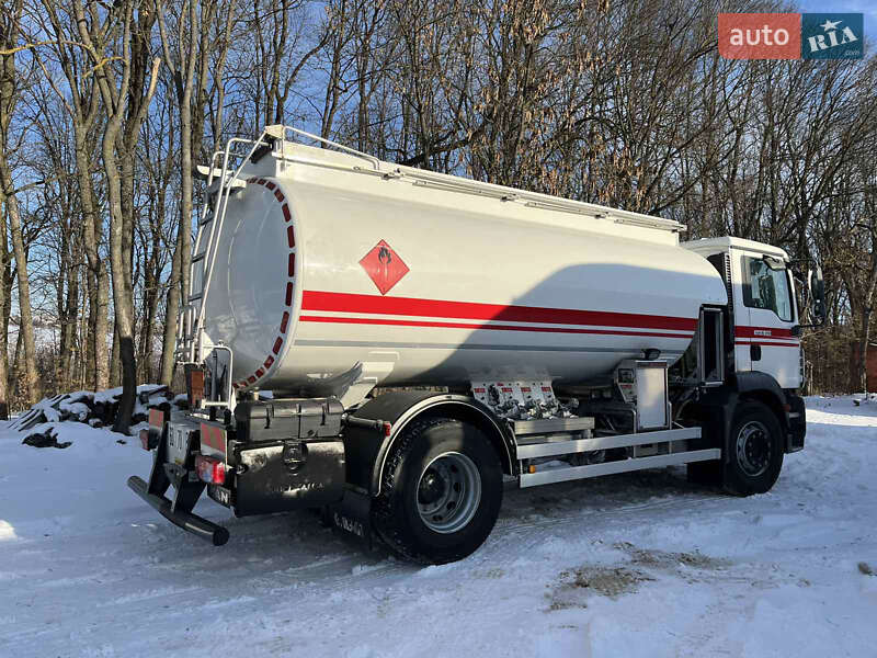 Бензовоз MAN TGM 2012 в Тернополе