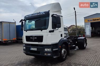 Мультилифт MAN TGM 2010 в Львове