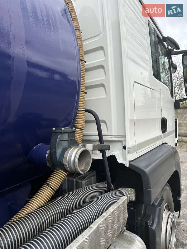 Машина  асенізатор (вакуумна) MAN TGS 2013 в Києві