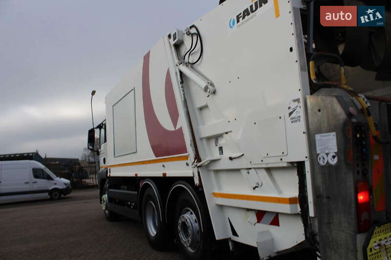 Мусоровоз MAN TGS 2011 в Луцке