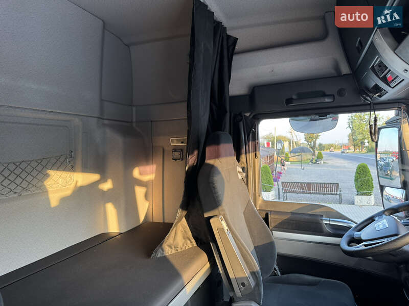 Тягач MAN TGX 18.440 2015 в Лопатине фото 68 Тягач MAN TGX 18.440 2015 в Лопатине