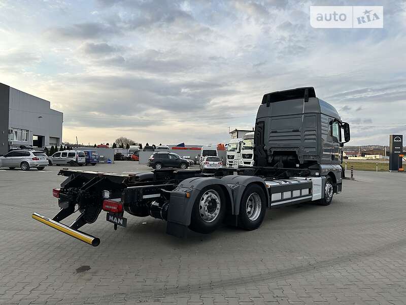 Контейнеровоз MAN TGX 2018 в Чернівцях