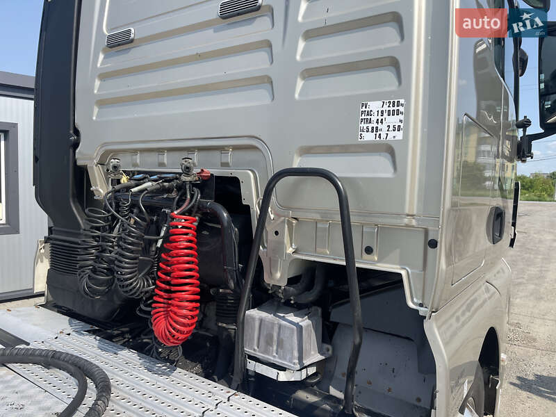 Тягач MAN TGX 2011 в Радехове