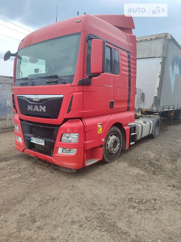 Тентований MAN TGX 2015 в 