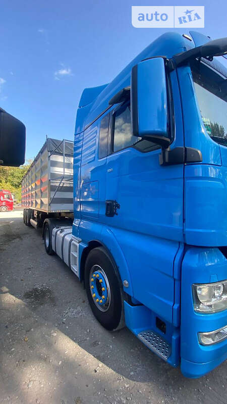 Зерновоз MAN TGX 2009 в Дніпрі