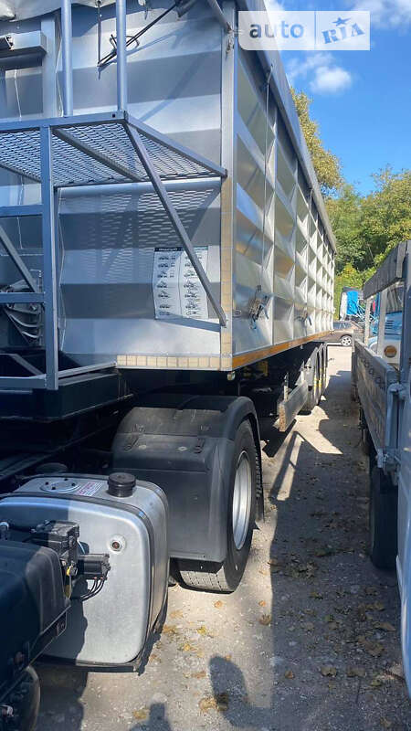 Зерновоз MAN TGX 2009 в Дніпрі