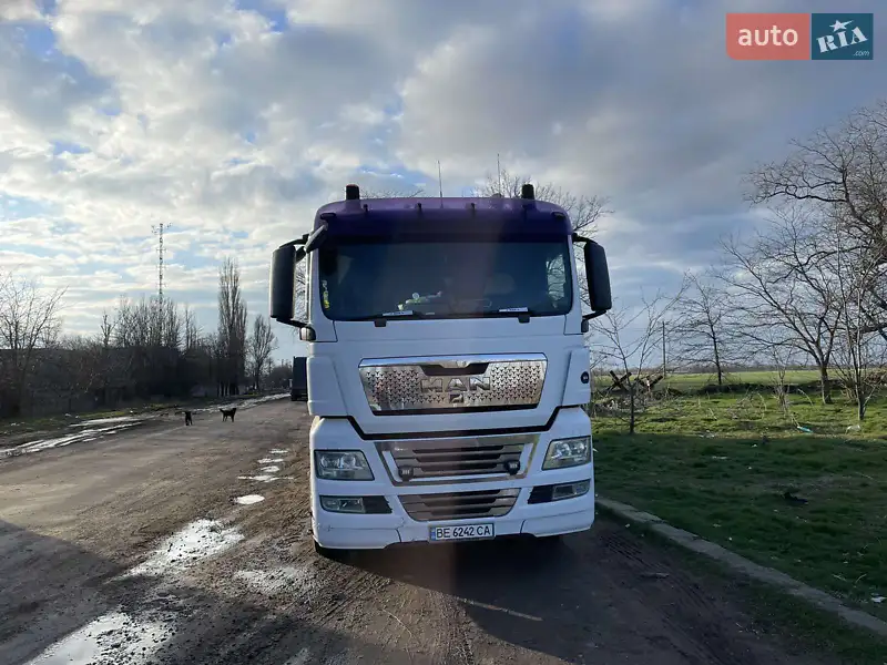 Контейнеровоз MAN TGX 2011 в 