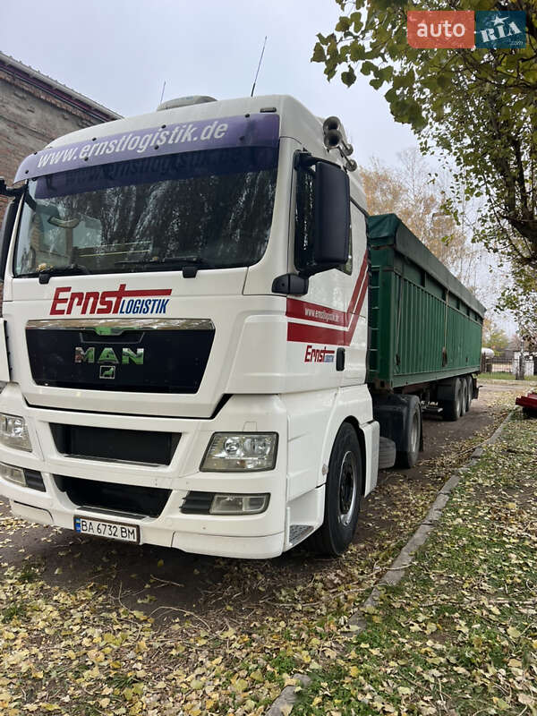 Контейнеровоз MAN TGX 2016 в 