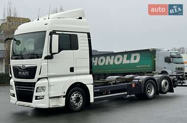 Контейнеровоз MAN TGX 2020 в 