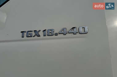 Тягач MAN TGX 2012 в 