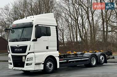 Контейнеровоз MAN TGX 2020 в Дніпрі