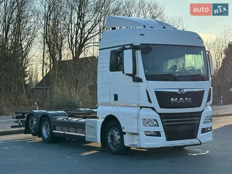 Контейнеровоз MAN TGX 2020 в 
