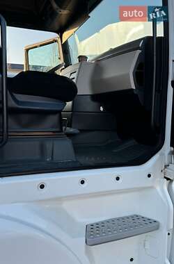 Контейнеровоз MAN TGX 2020 в 