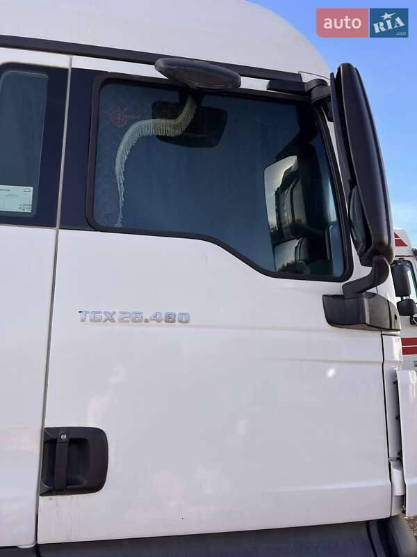 Самосвал MAN TGX 2013 в Львове