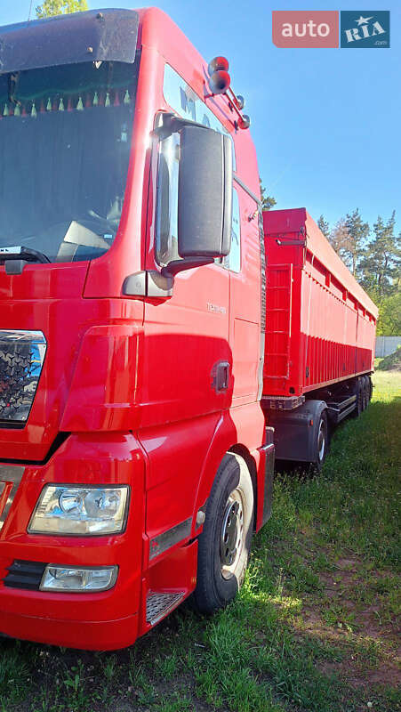 Контейнеровоз MAN TGX 2011 в 