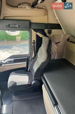 Контейнеровоз MAN TGX 2020 в 