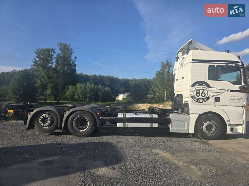 Контейнеровоз MAN TGX 2016 в 
