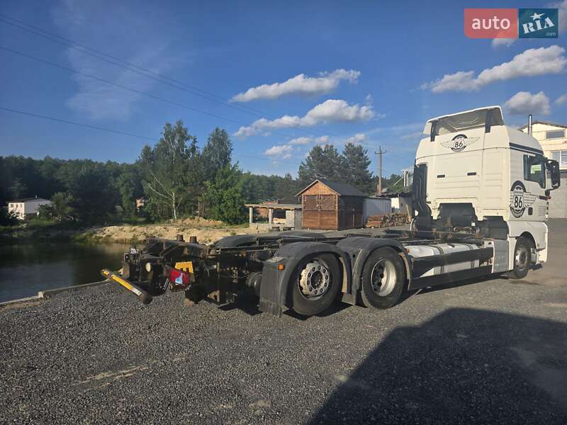 Контейнеровоз MAN TGX 2016 в 