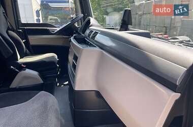 Контейнеровоз MAN TGX 2020 в 