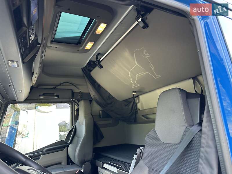 Контейнеровоз MAN TGX 2021 в Залещиках