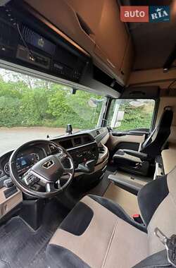 Контейнеровоз MAN TGX 2021 в 