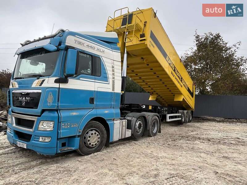Тягач MAN TGX 2013 в 